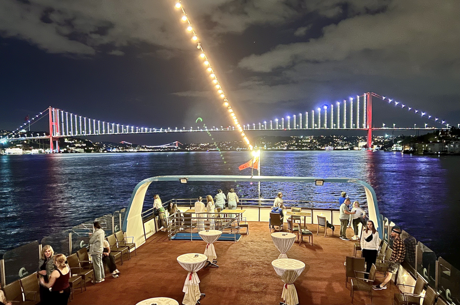 What’s it Like on a Bosphorus Dinner Cruise? Everything You Need to Know 